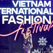 Lễ hội thời trang quốc tế Việt Nam VIFF tại Novaland Gallery: Đại tiệc âm nhạc và thời trang