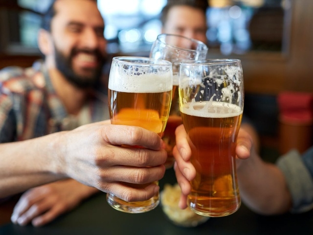 Bảo vệ lá gan bằng cách loại bỏ rượu, bia