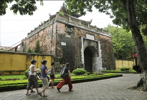 Khu di tích trung tâm Hoàng thành Thăng Long - Hà Nội - Điểm du lịch hấp dẫn