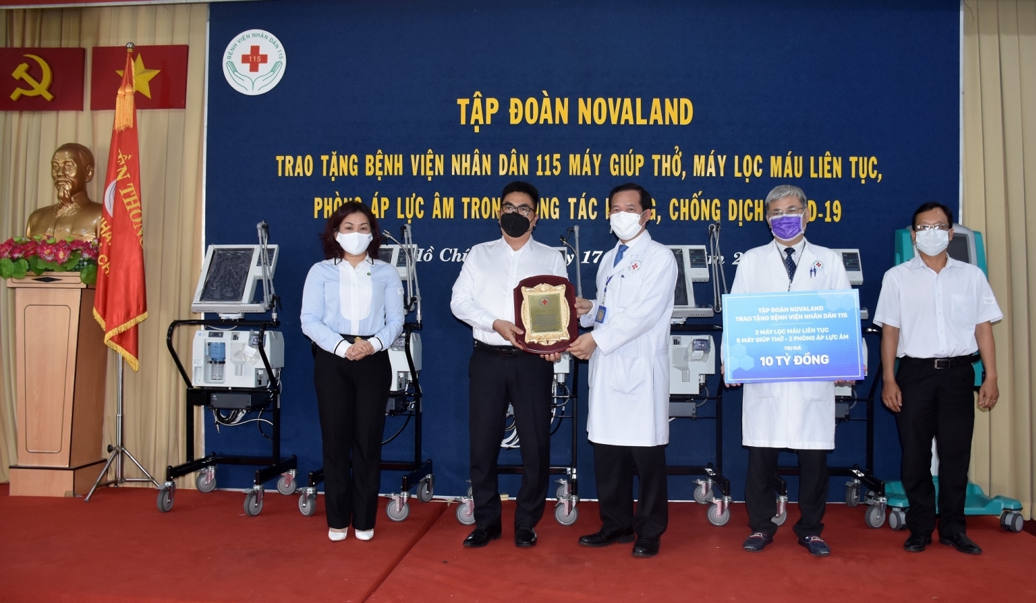 Novaland tặng Bệnh viện Nhân Dân 115 thiết bị Y tế trị chống dịch Covid-19 trị giá 10 tỷ đồng