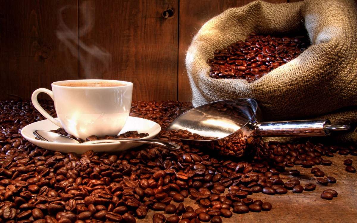 Giá cà phê hôm nay 6/5: Thị trường trong nước giao dịch trên mức 42.000 đồng/kg