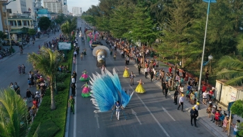 Sầm Sơn tưng bừng với Lễ hội Carnival đường phố