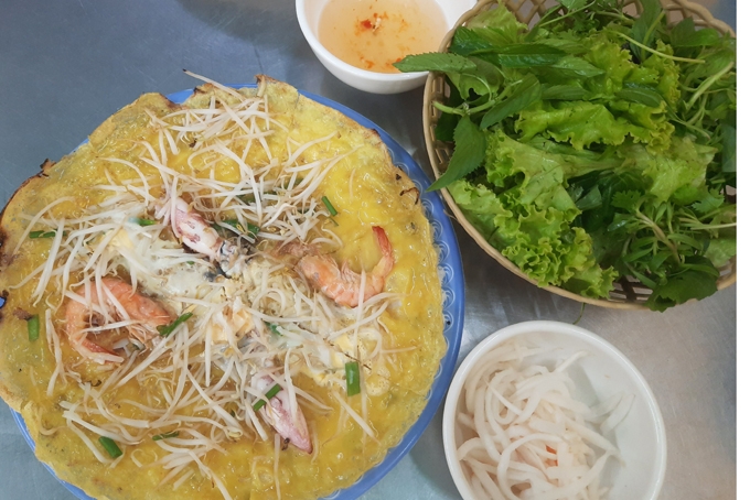 Bánh xèo hải sản Nha Trang