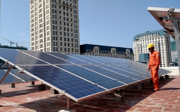 Bộ Công Thương rà soát các dự án điện mặt trời hưởng lợi từ Quyết định 13