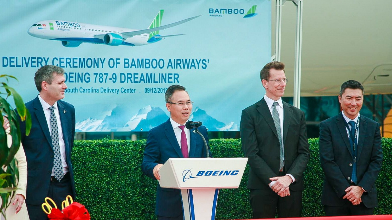 may bay boeing 787 9 dreamliner dau tien ve voi doi bay cua bamboo airways