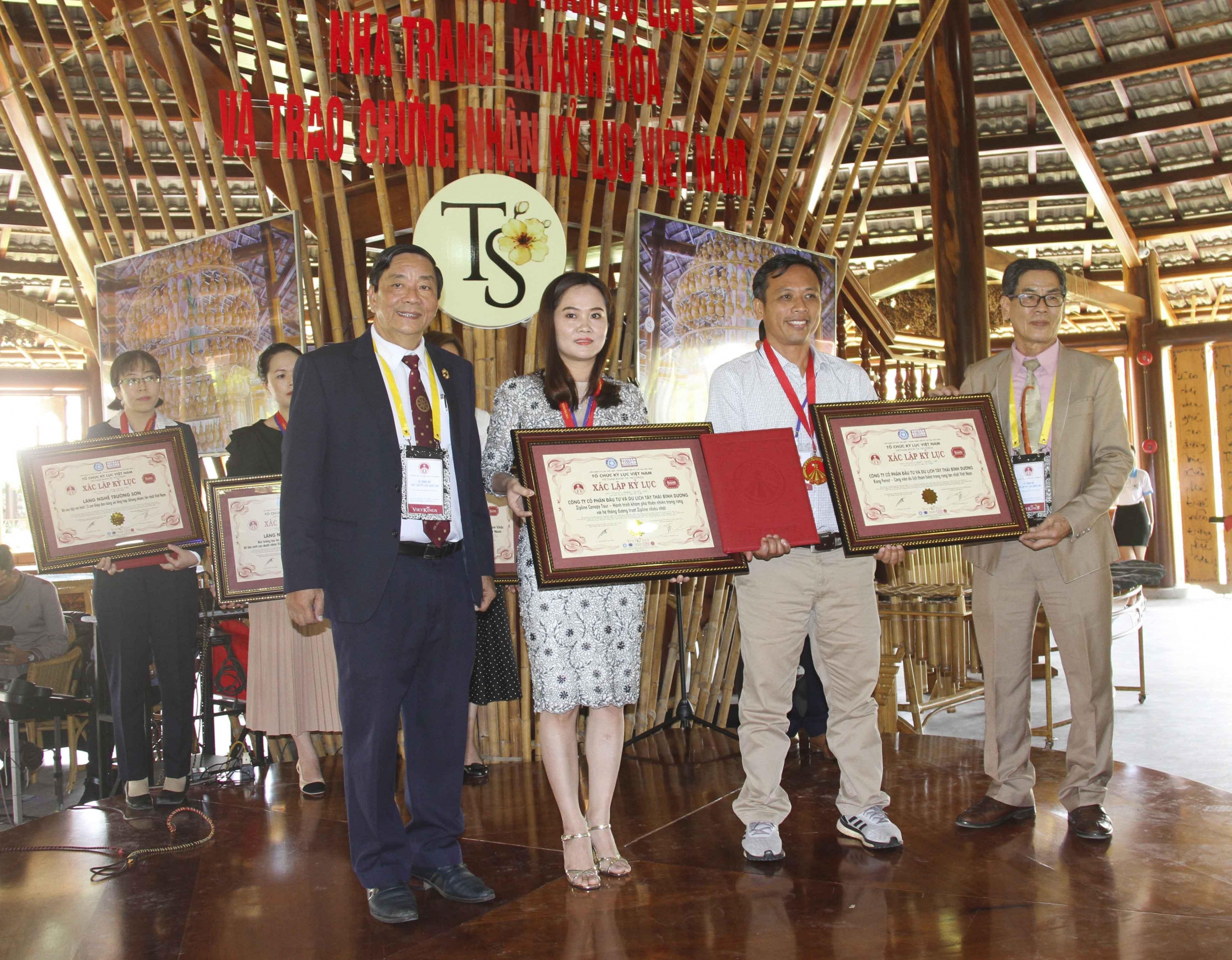 Công viên Kong Forest được nhận 2 kỷ lục Việt Nam