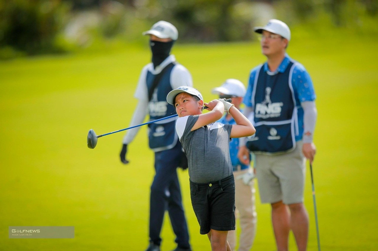 Golfer 15 tuổi Nguyễn Anh Minh vô địch Giải golf trẻ quốc gia mở rộng- cup T99