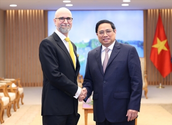 Thủ tướng Chính phủ tiếp Đại sứ Canada tại Việt Nam