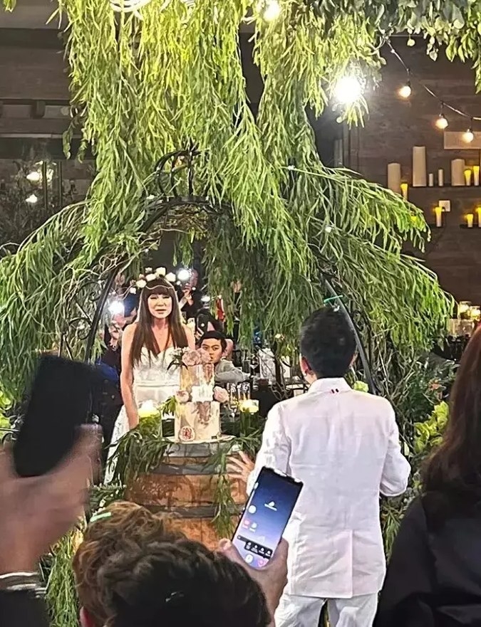 Lời thề ngọt ngào trong đám cưới của Thanh Hà và Phương Uyên
