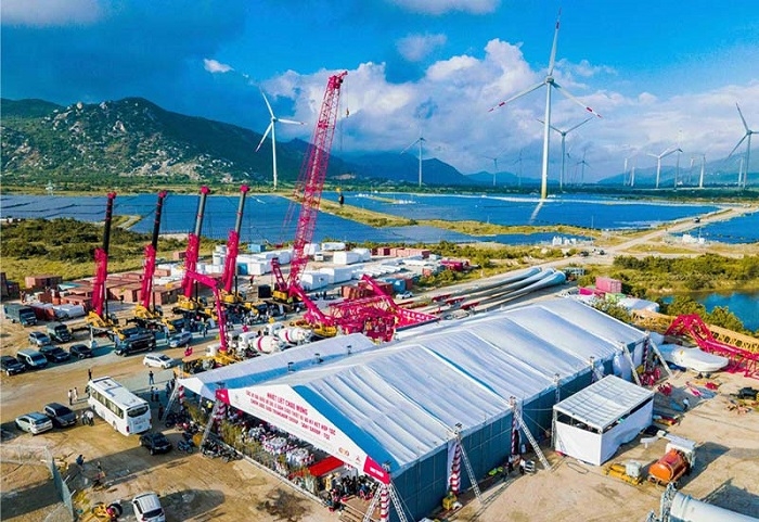 Tập đoàn Trung Nam nhận bàn giao 23 thiết bị đầu tiên phục vụ dự án năng lượng tái tạo
