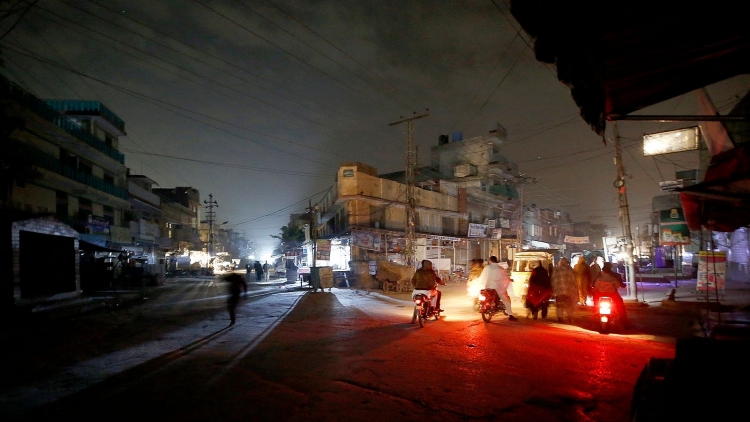 Đường phố Rawalpindi sau sự cố mất điện