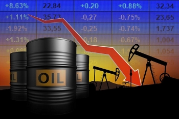 Giá dầu hôm nay 24/11 quay đầu giảm mạnh