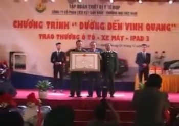 Vì sao Chủ tịch Hội Luật gia Việt Nam trao bằng khen cho Liên Kết Việt?