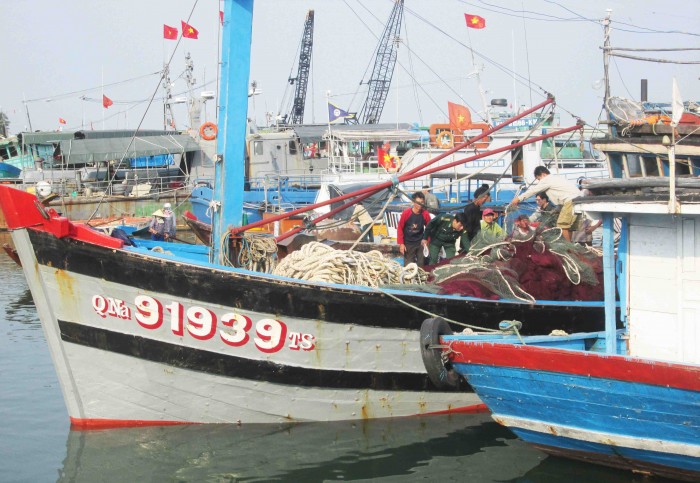 Chủ tàu cá bị Trung Quốc cướp phá cầu cứu cơ quan chức năng