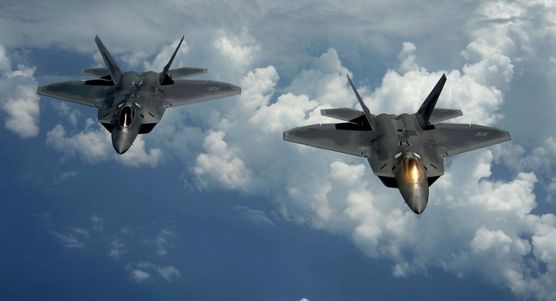 Mỹ triển khai số lượng lớn tiêm kích F-22 tới tập trận ở Thái Bình Dương