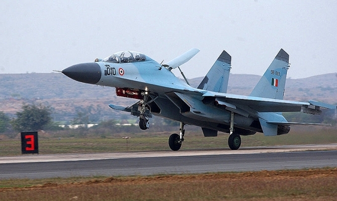 Ấn Độ trang bị bom dẫn đường cho tiêm kích Su-30MKI
