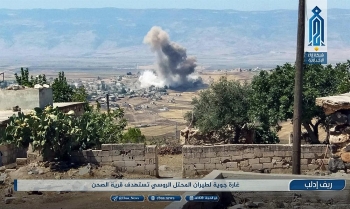 Máy bay Nga phá hủy kho chứa chất nổ của khủng bố ở Idlib