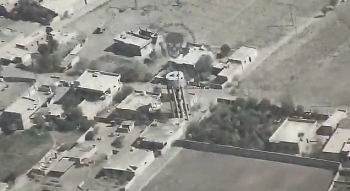 Cận cảnh UAV Nga "khóa mục tiêu" để pháo binh khai hỏa ở Idlib
