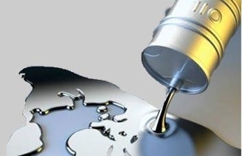 Giá xăng dầu hôm nay 18/3: Tiếp tục đi xuống, dầu Brent trượt về mức 68 USD