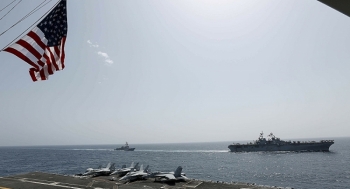 Tàu chiến Mỹ tập trận trên biển Ả Rập giữa căng thẳng với Iran