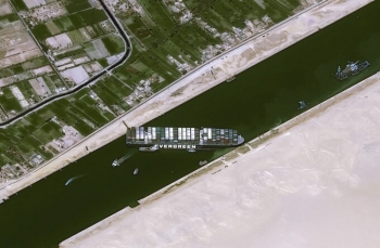 Ai Cập bắt đầu mở rộng kênh đào Suez