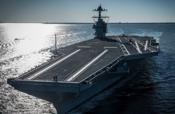 Hải quân Mỹ tiếp nhận siêu tàu sân bay USS Gerald Ford