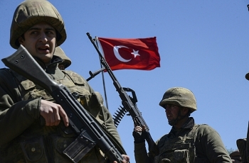 Quân chính phủ Syria tấn công đồn quân sự Thổ Nhĩ Kỳ ở tây bắc Hama
