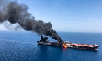 Mỹ công bố bằng chứng Iran gỡ thủy lôi từ tàu dầu