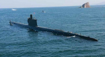 Triều Tiên sắp phóng thử tên lửa đạn đạo từ tàu ngầm?