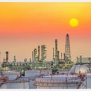 Oman xây dựng kho chứa dầu lớn nhất Trung Đông