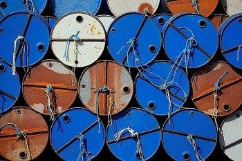 Giá dầu hôm nay 25/1 giảm trước lo ngại về nhu cầu