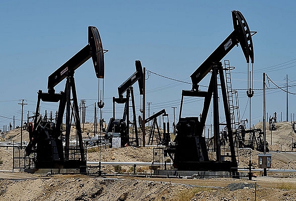 Số lượng giàn khoan tại Mỹ tăng mạnh khi giá dầu trên 70 USD