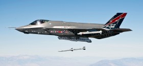 Mỹ: Tiêm kích F-35 như hổ thêm cánh với siêu tên lửa AIM-9X thế hệ mới