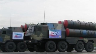 Chờ S-300 từ Nga, Iran đưa vào trang bị “S-300 nội địa”