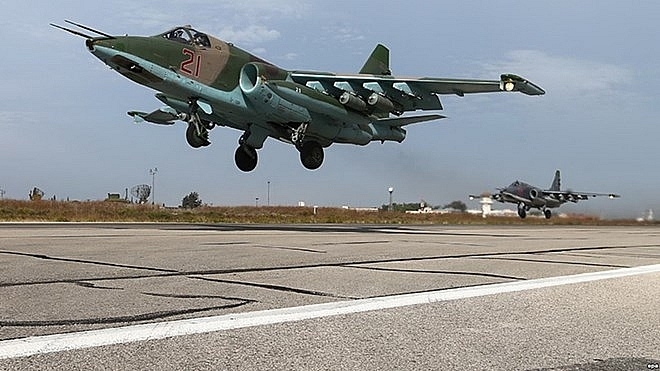 Không quân Nga dội bom tiêu diệt khủng bố khắp tây bắc Syria