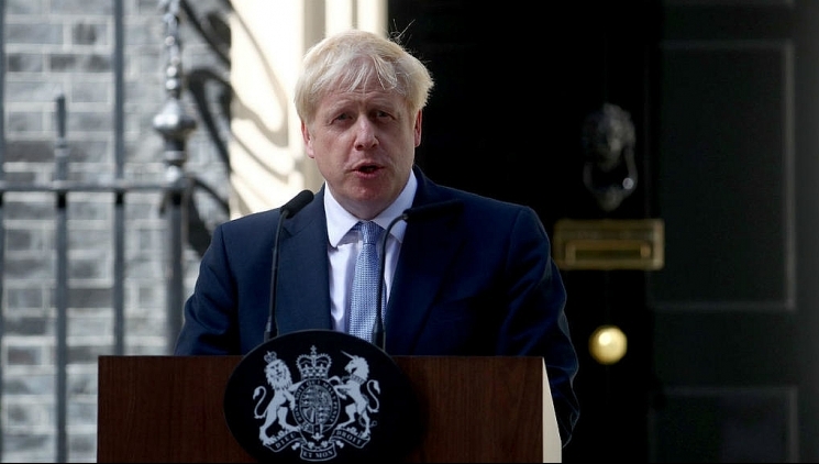 Vừa lên nắm quyền, tân Thủ tướng Anh thay phần lớn nhân sự chủ chốt