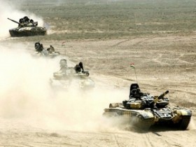 Xe tăng Thổ Nhĩ Kỳ tập trận sát biên giới Syria
