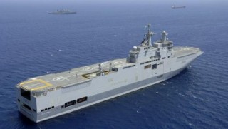 Pháp bán hai tàu đổ bộ Mistral cho Ai Cập