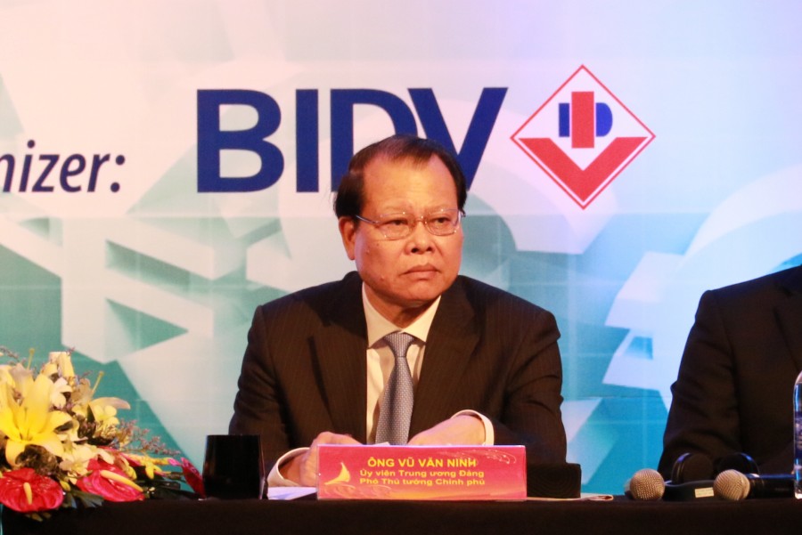 1.	Phó Thủ tướng Vũ Văn Ninh tại hội thảo đánh giá công tác triển khai ODA tại Việt Nam trong 20 năm qua.