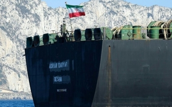 Iran cảnh báo Mỹ về ý định bắt tàu dầu vừa được thả