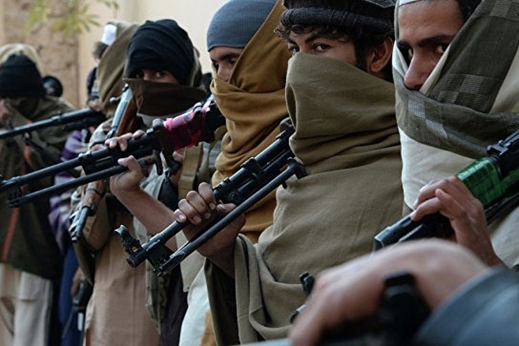Hướng tới đàm phán hòa bình, Afghanistan thả 400 tù nhân Taliban