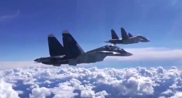 Máy bay Nga dội bom vào các vị trí của IS tại Syria
