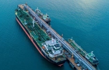 Ấn Độ giảm mạnh nhập khẩu dầu Mỹ, tăng mua dầu Nga