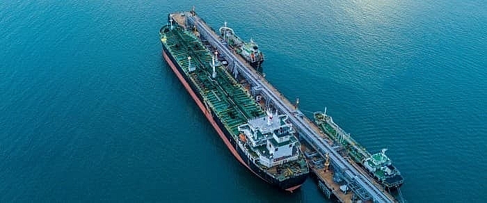 Ấn Độ giảm mạnh nhập khẩu dầu Mỹ, tăng mua dầu Nga
