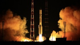 Tên lửa Proton-M tiếp tục được phóng đi sau sự cố