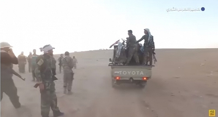 Quân đội chính phủ Syria bất ngờ bị khủng bố IS phục kích