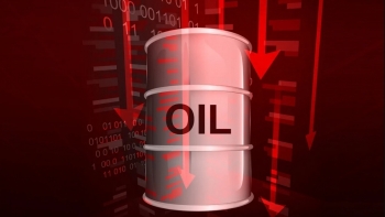 Giá dầu hôm nay 3/2/2022 quay đầu giảm mạnh