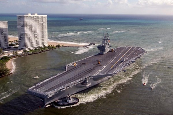 Tàu sân bay USS Ronald Reagan đã tới Nhật
