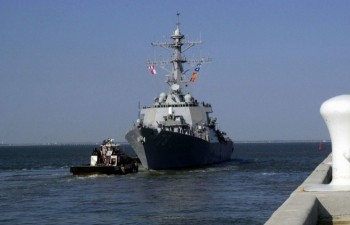 Mỹ điều khu trục hạm USS Porter đến gần bán đảo Crimea