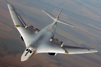 [Chùm ảnh] ‘Thiên Nga Trắng' Tu-160 có là cơn ác mộng với IS?